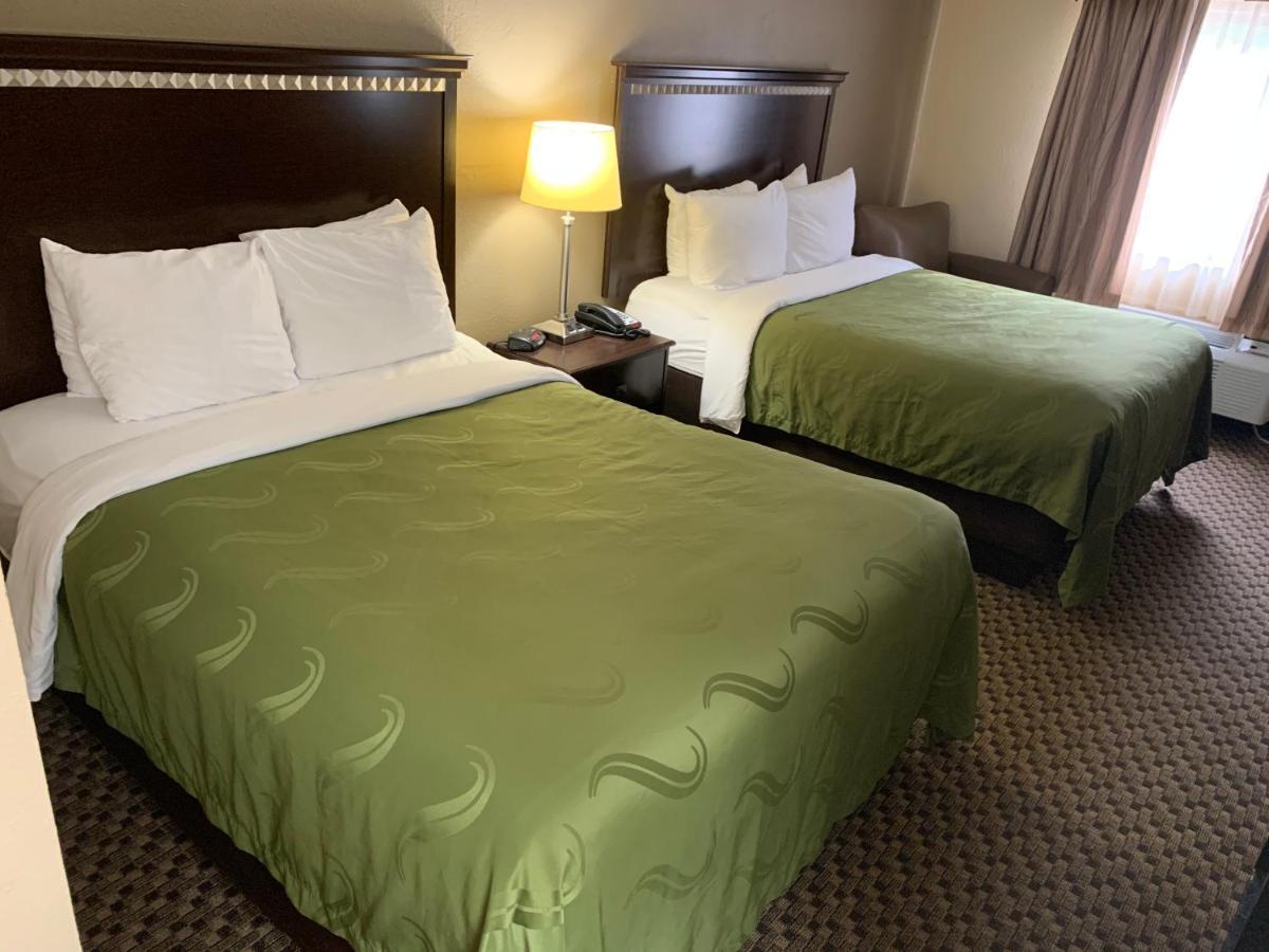Quality Inn Macomb Near University Area Extérieur photo