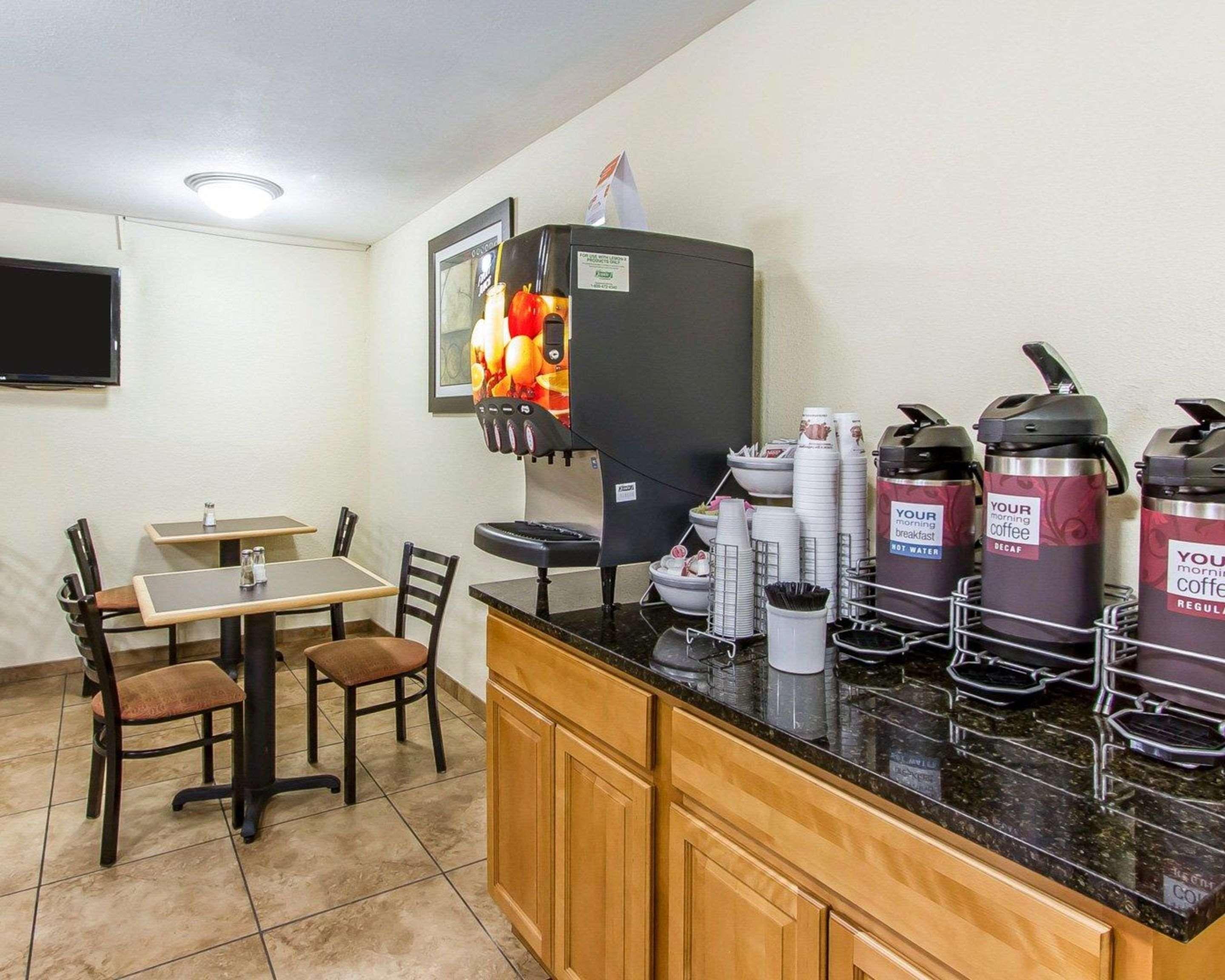 Quality Inn Macomb Near University Area Extérieur photo