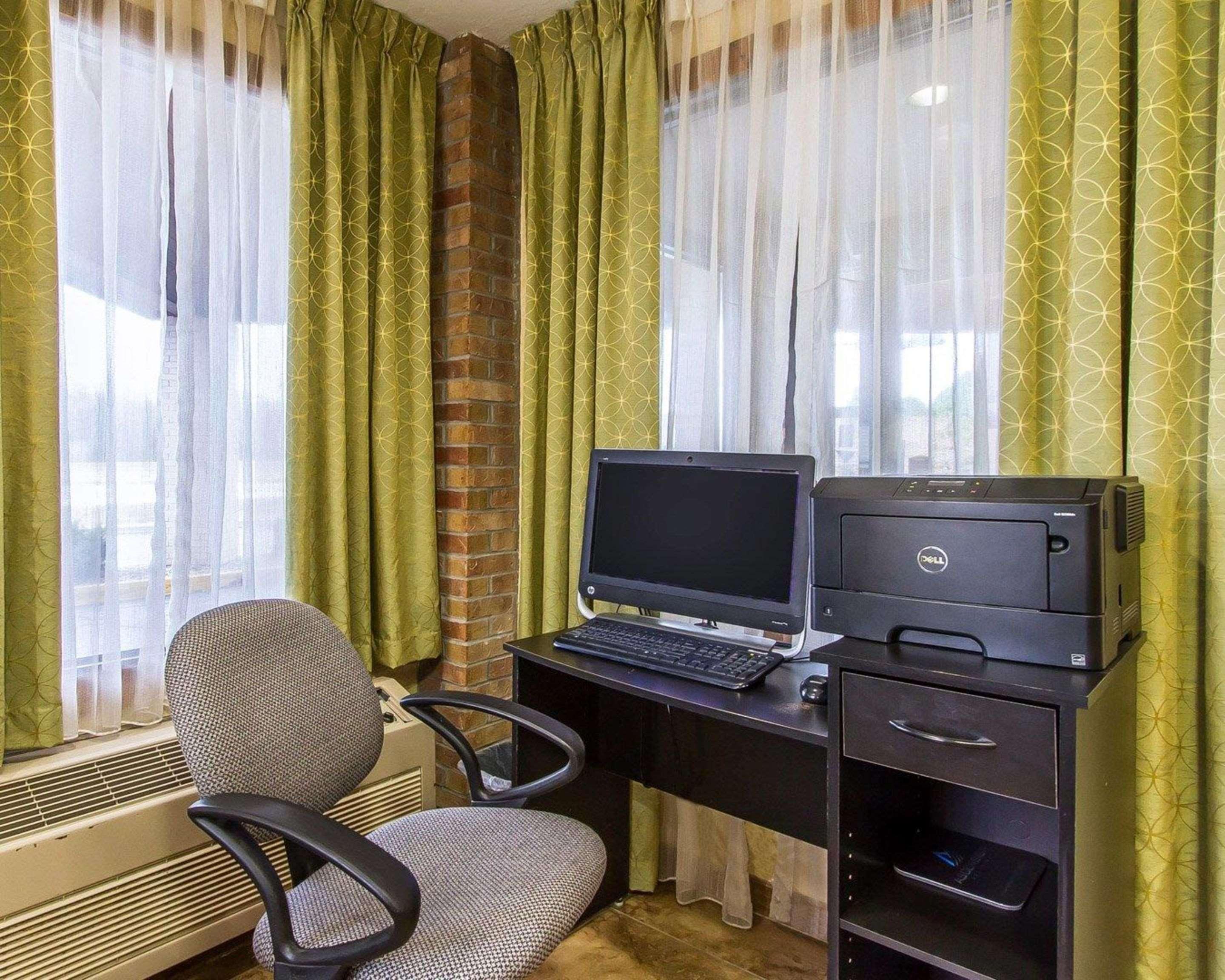Quality Inn Macomb Near University Area Extérieur photo