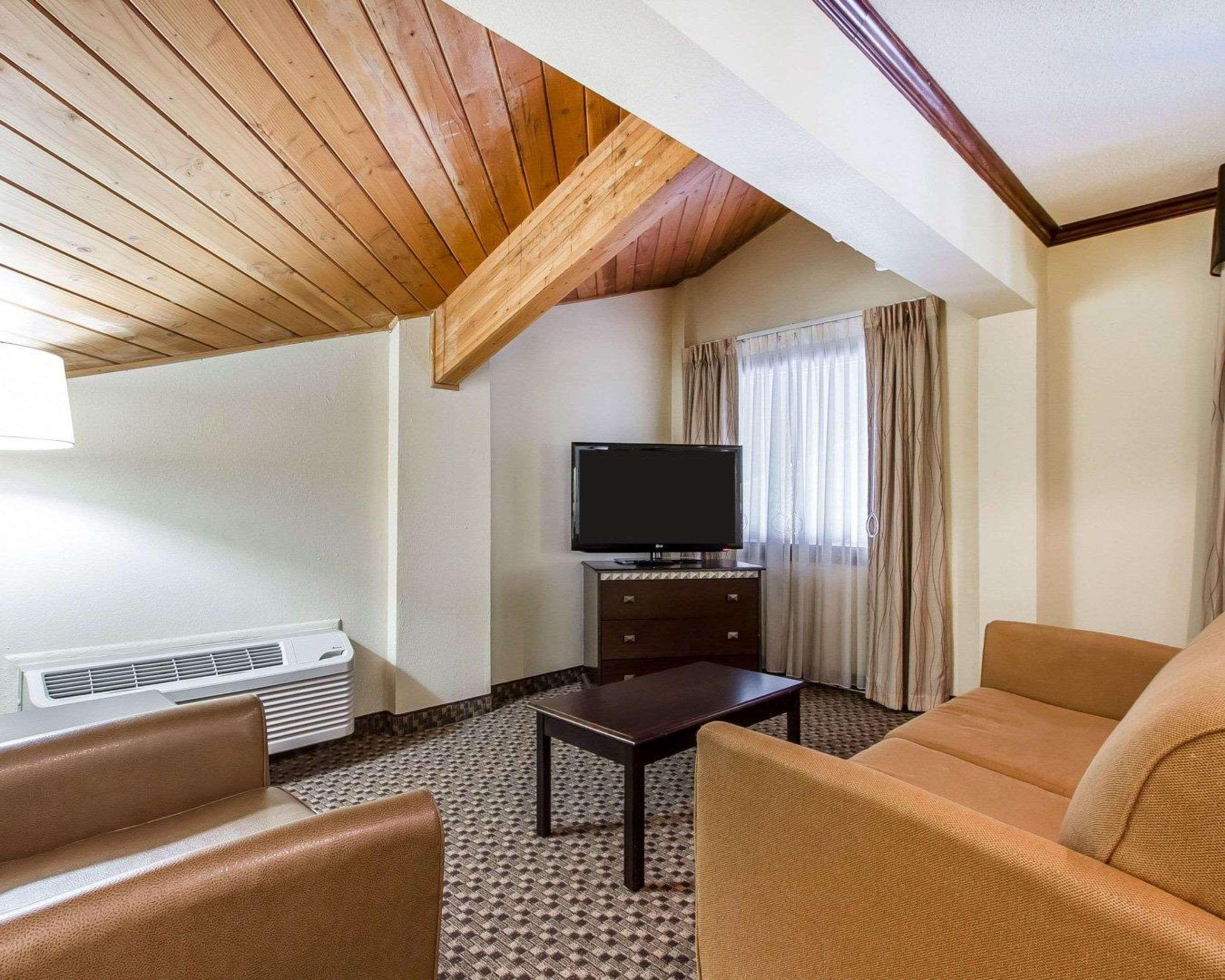 Quality Inn Macomb Near University Area Extérieur photo