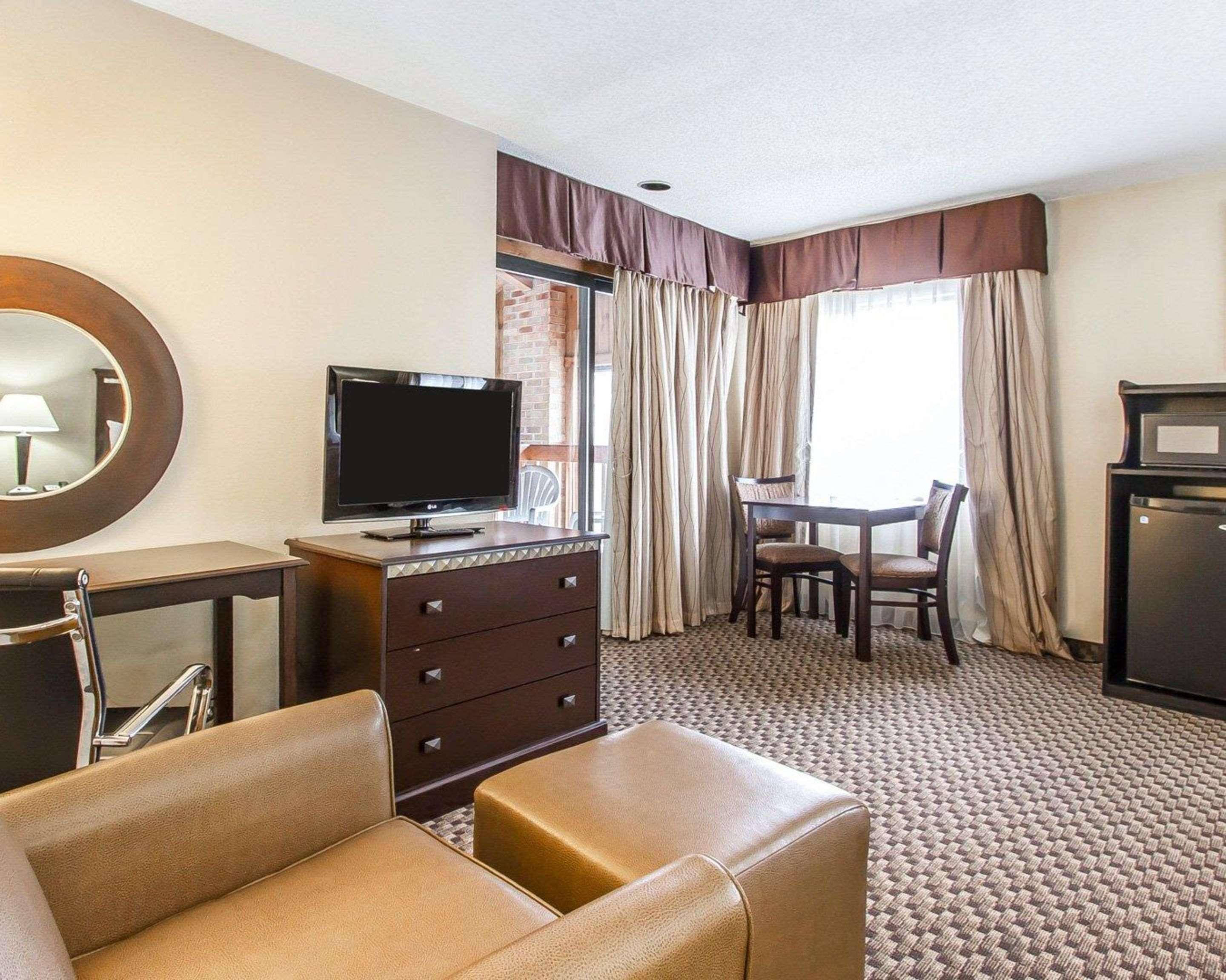 Quality Inn Macomb Near University Area Extérieur photo