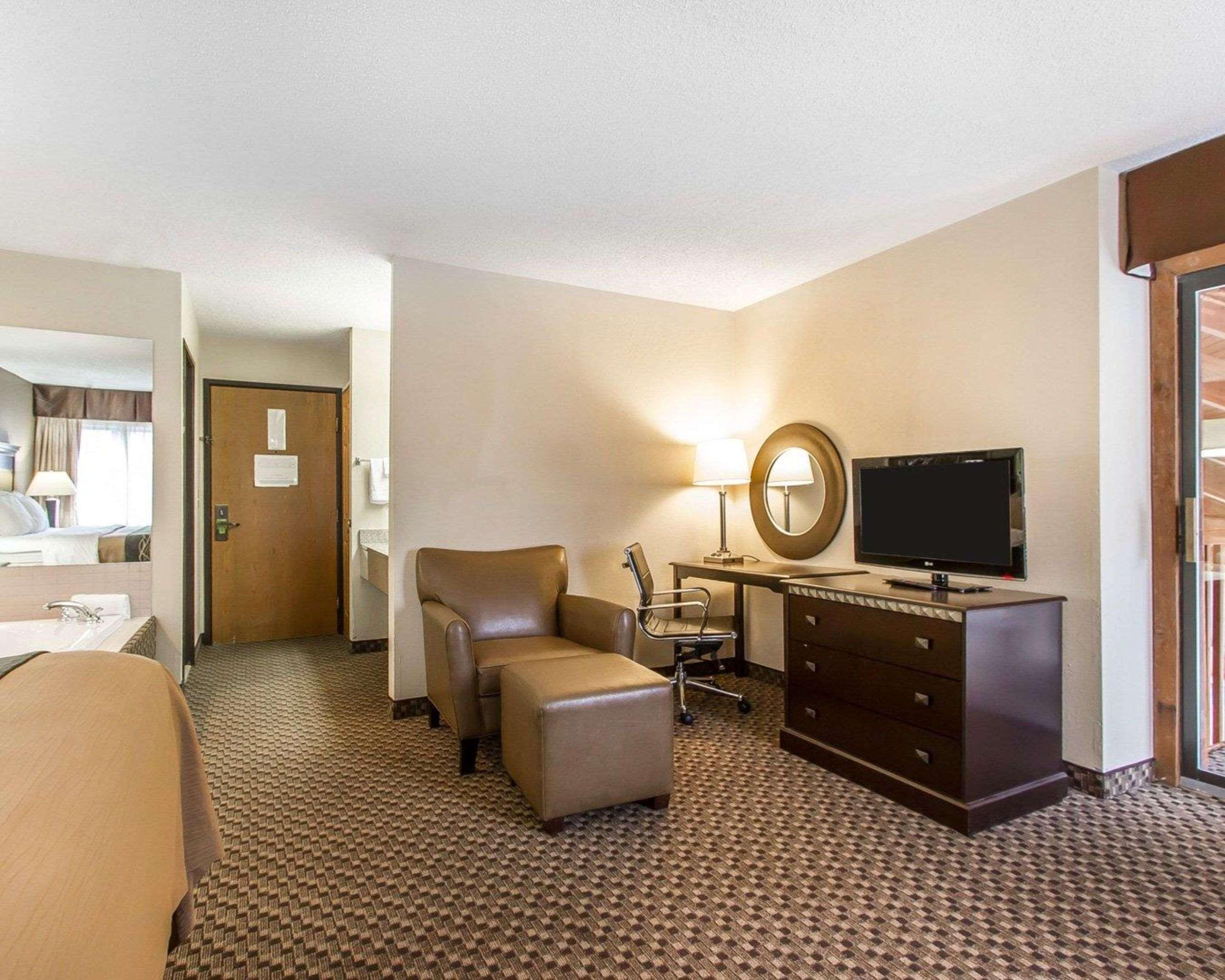 Quality Inn Macomb Near University Area Extérieur photo