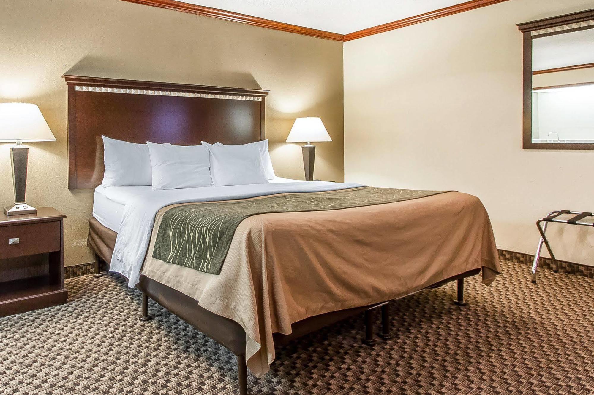 Quality Inn Macomb Near University Area Extérieur photo